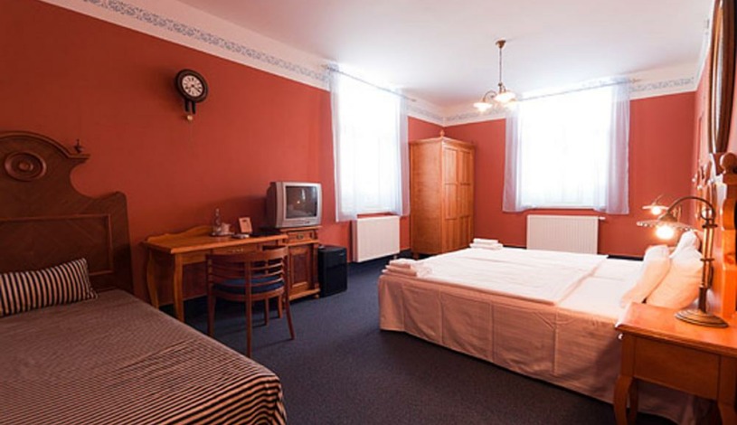 Hotel Maxi Uherské Hradiště - Čtyřlůžkový pokoj